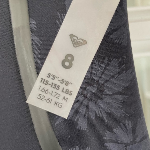 Roxy wetsuit - Picture 3 of 3